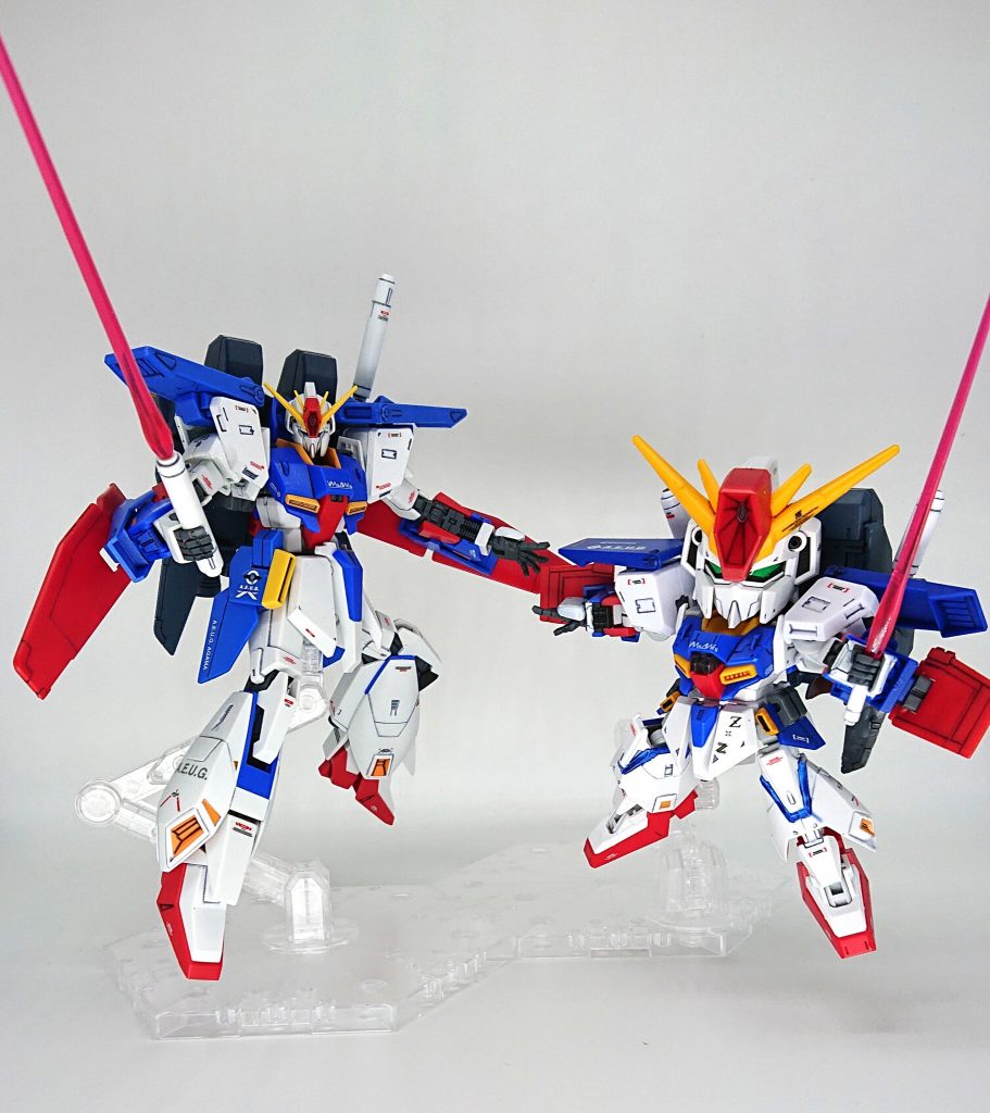【ポーズ5 SDCSと決めポーズ】
SDとリアルの並びは最高です✨
SD「1.5Zガンダム」を作った時からこっそり構想を考えていました(^o^;)
最後までご覧頂き、ありがとうございました。
次回を待て!٩( ᐛ )وオー!
