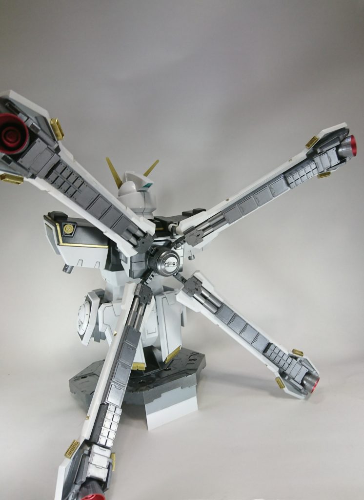 バインダーはジャンクパーツを詰め込んでいます