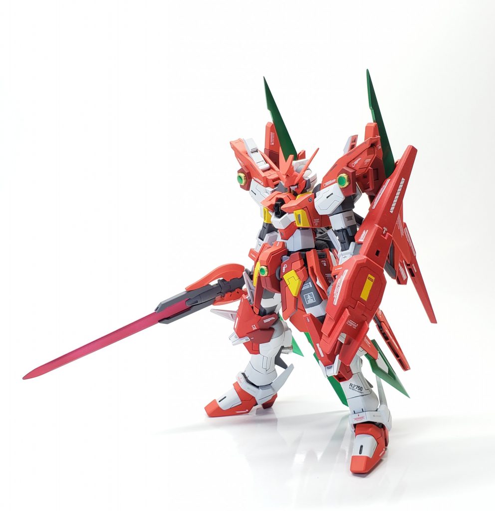 抜刀!
剣と背中の盾を構えた状態です。
ちなみにこの機体、スパロボのエグゼクスバインを裏モチーフにしていますw
***
## さて、そろそろ本気を出しますよ(♢ω♢)
***