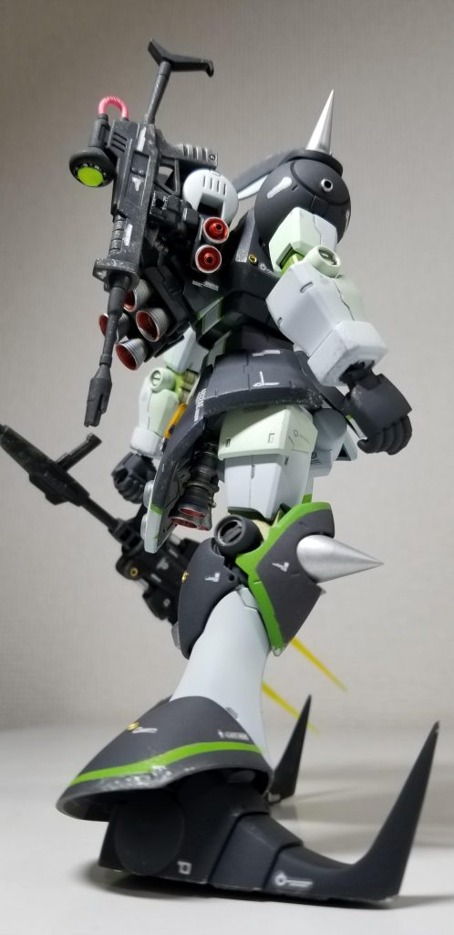 お気に入りのバックショット
ジムストライカー風のビームスピアは、キャンペーンで頂いた物を流用しました。