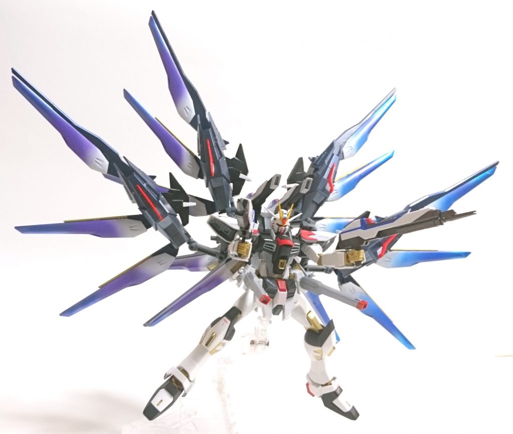 【ショット⑥ フルバースト!】
ドラグーン×16基、本体兵装×7門、火力バカです(>_<)