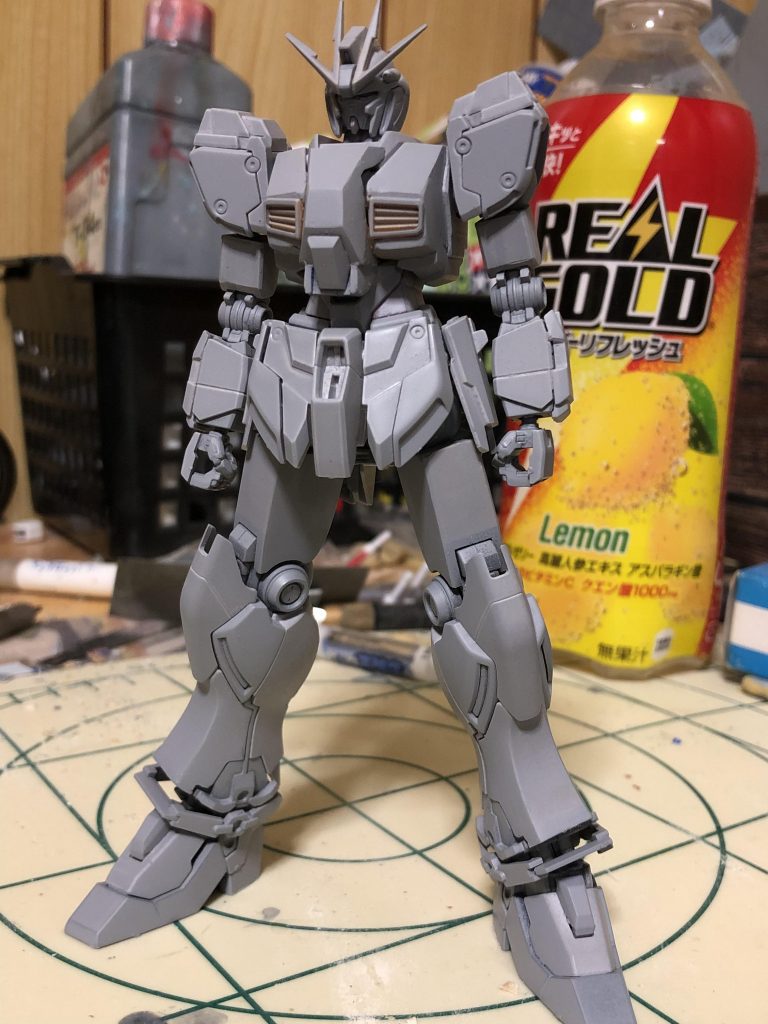 胸部のデザインが決まったところ

ここから表面処理をして行きました

地獄でした(過去形)