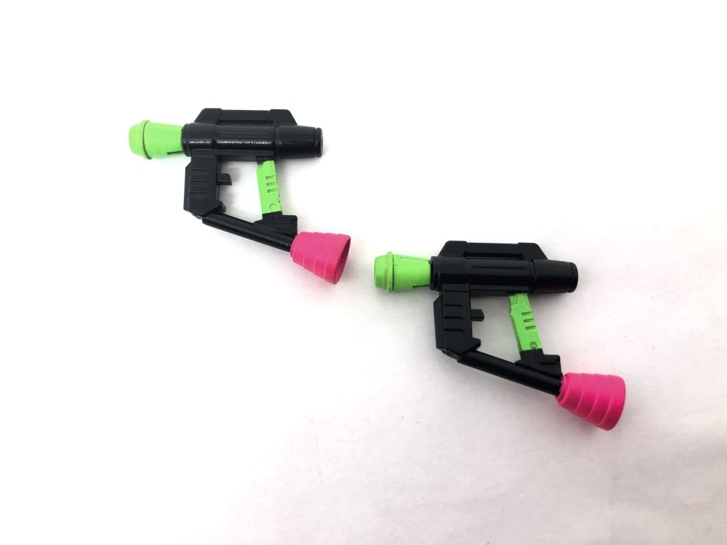 スプラマニューバー
ふとGM/GMのビームスプレーガンを見たときに、一瞬スプラマニューバーを感じたので、そのまま勢いで作りました。