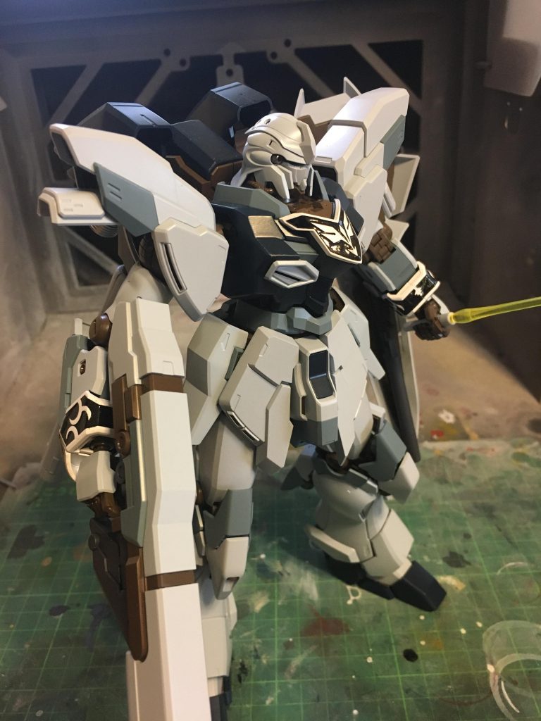 グレーを素と比べて多く使いました。