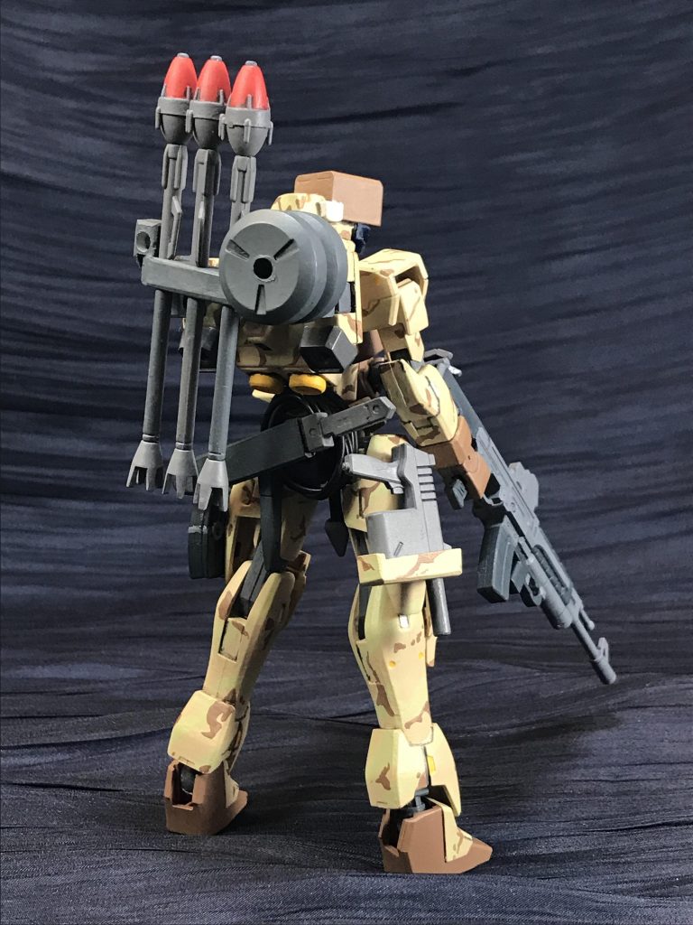 色々武装してます。
☆ロケット弾×3
☆吸着爆雷×2
☆コンバットナイフ
☆ワイヤーウィップ
☆ハンドガン
☆アサルトライフル
☆予備弾倉