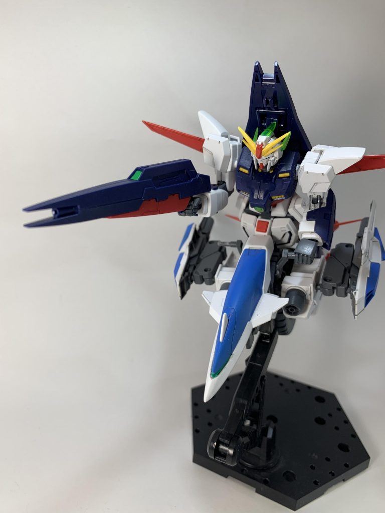 もちろん搭乗可能。グリップを平形に変更してしっかり握れるようにしてます。