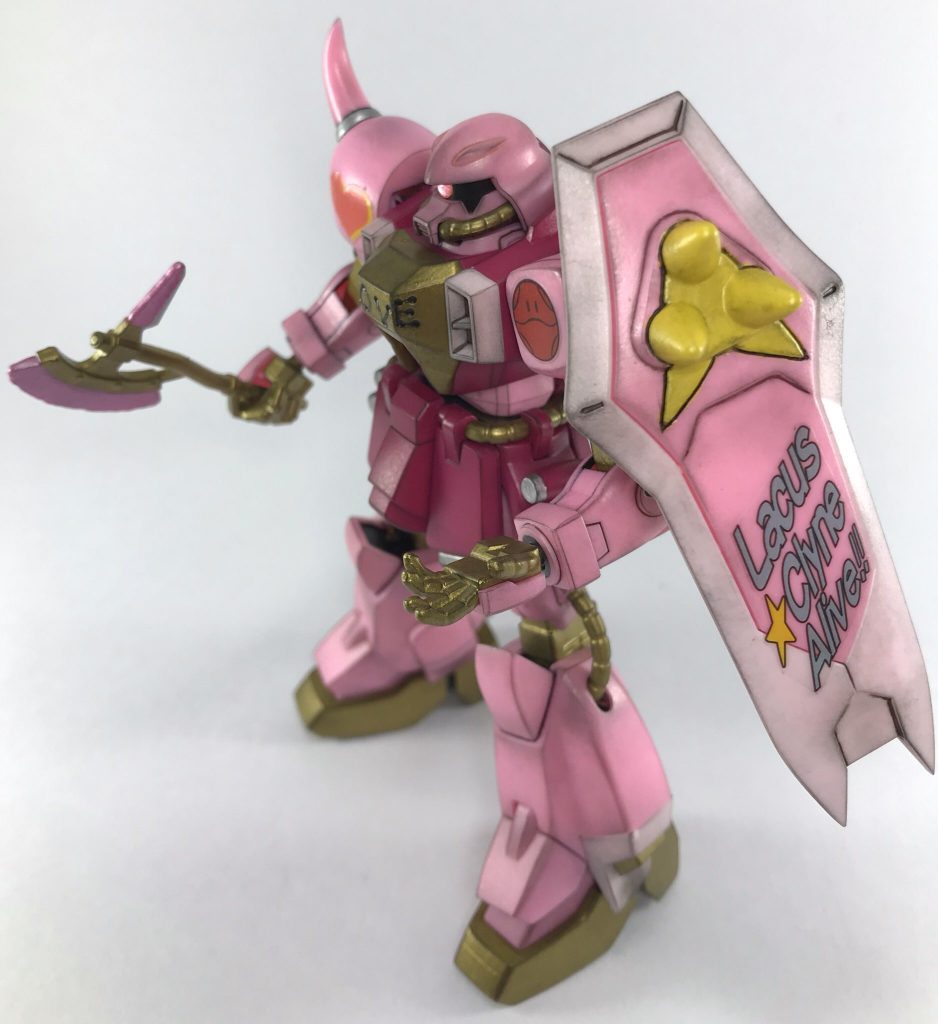 ザクウォーリアのシャドウ後とシャドウ前です。
パステルシャドウを施して、リアリティを出してます！