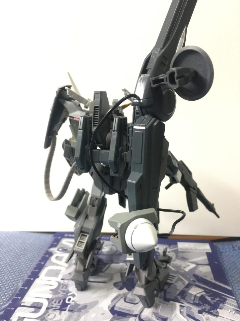 背中、追加されたポン付けGNドライヴ