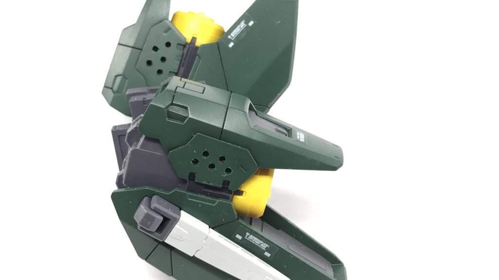 バーニア両サイドに1mmで穴あけ