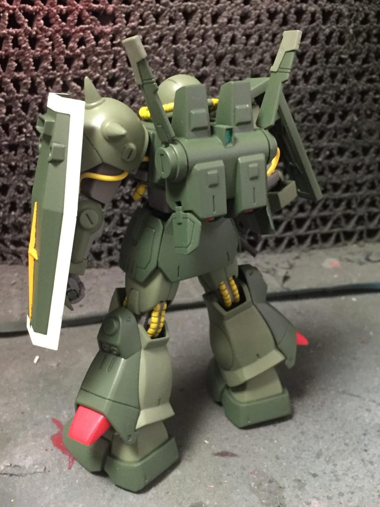 スタイルは過去のもの同様．ハイザックは背中で語る．