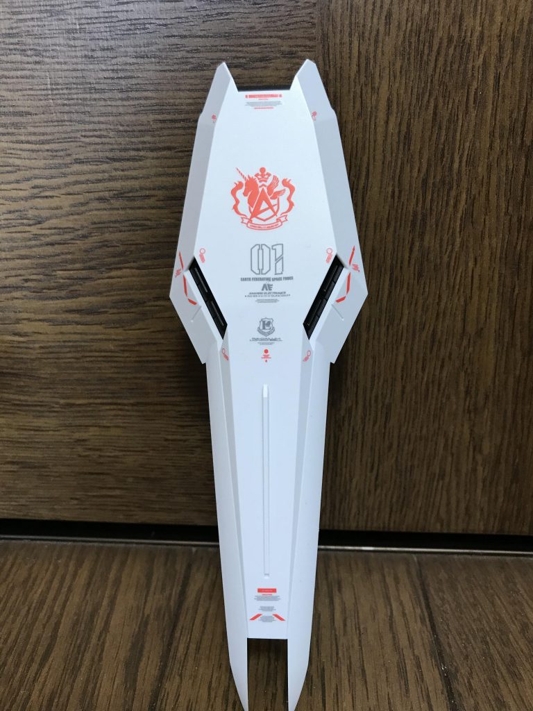 写真では伝わりませんが、クリアパールコートをかけてます。
また、水転写に初挑戦！何枚か水に浮いてしまいましたがなんとか綺麗に貼れました！