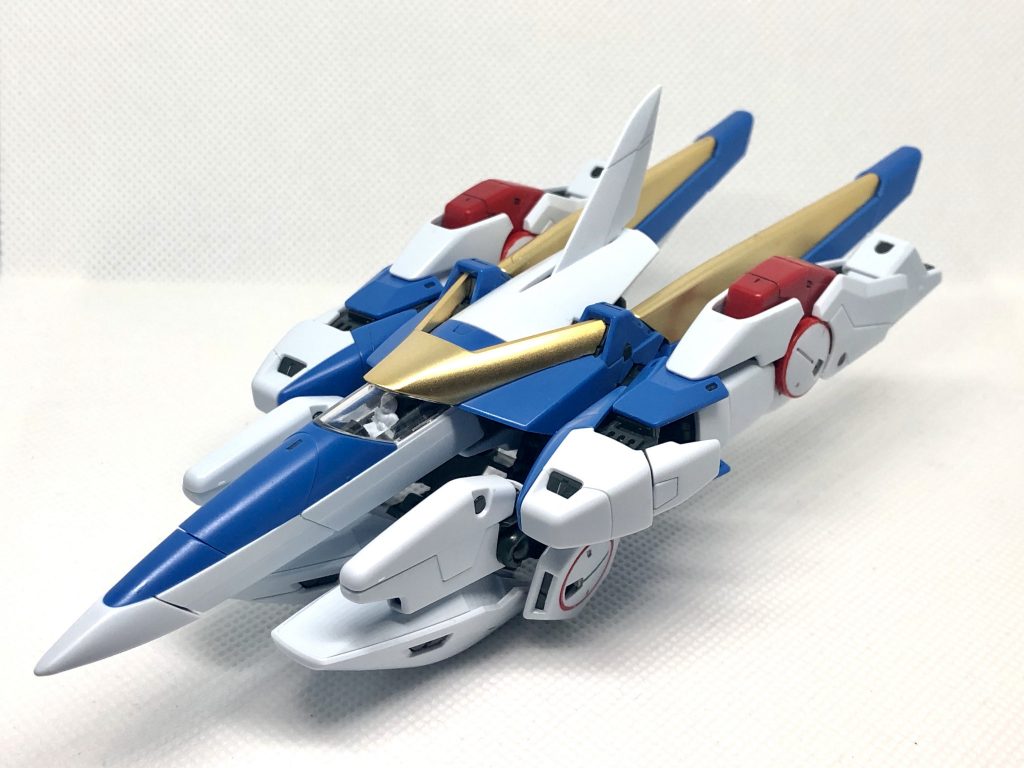 フル装備での変形は怖くてできなかったので制作途中でのトップファイターと、