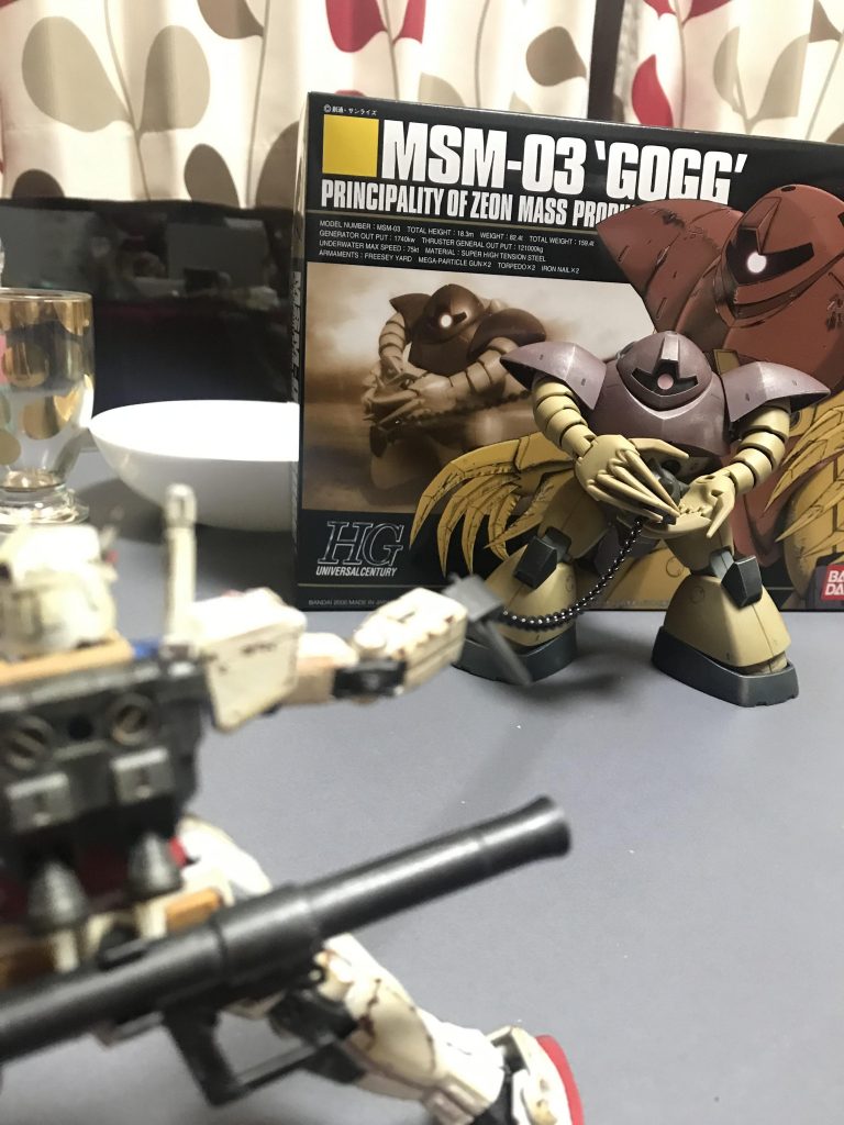 ゴッグはつや消し、ウェザリング、合わせ目を削ってモールドっぽく