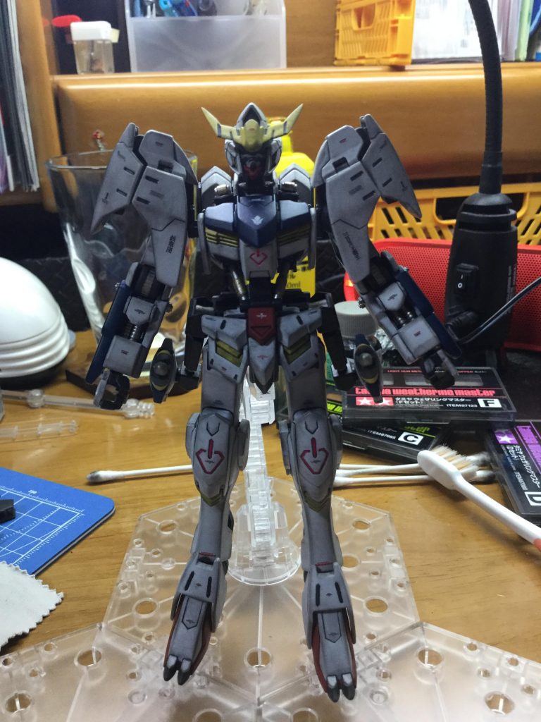 胴体の装甲の装着前