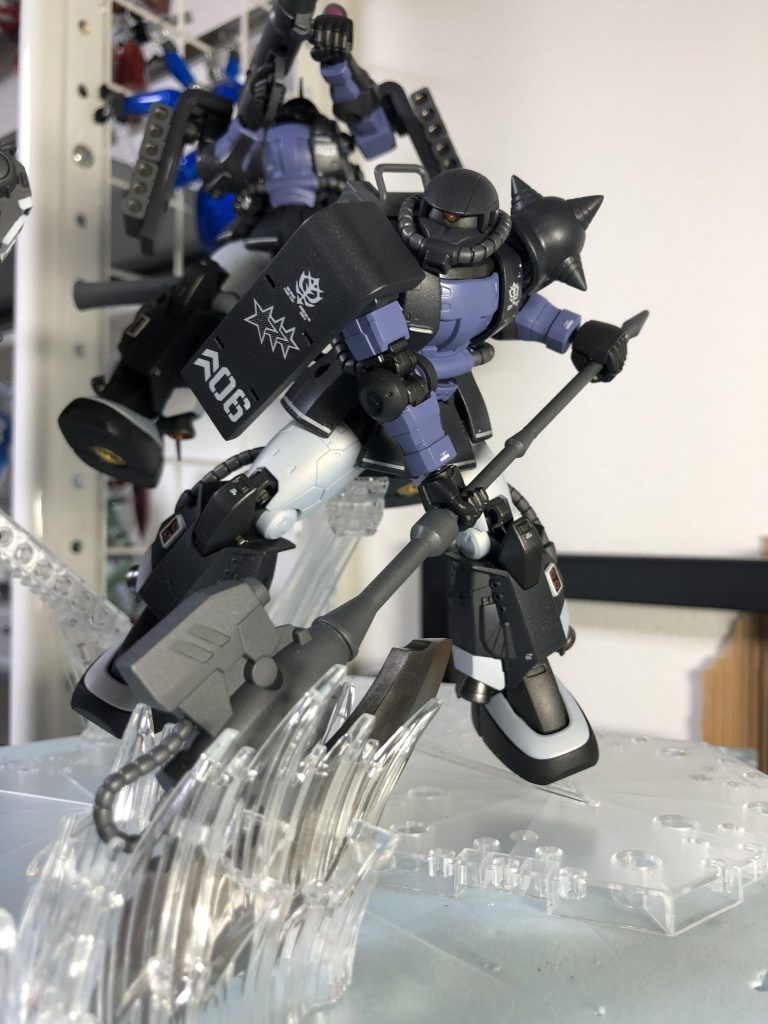 ポージング難易度高し