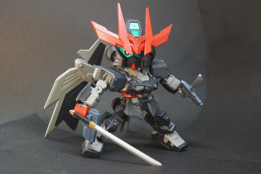 　ポージングです。ソードとして使っているイメージ。
　やっぱりアストレイノワール、カッコいいです！