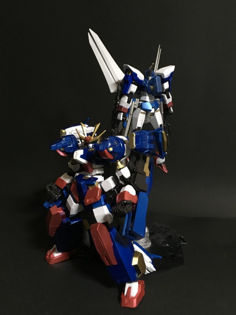 この機体はゴライアスとリリパトに分離するのことができる(大きい方がゴライアスで小さい方がリリパト)