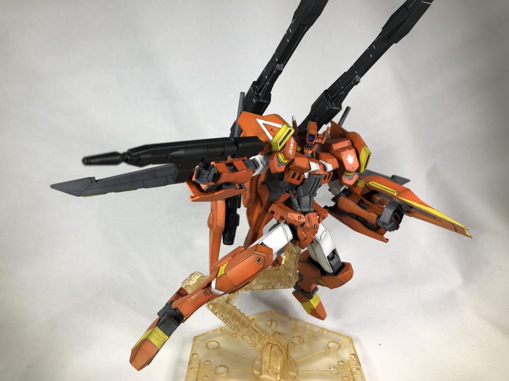 例のポーズ。
鉄板ですね〜。