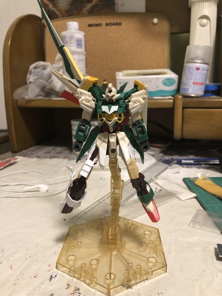 胴体、肩、腕、スカート、羽?にパネルを追加してます。作業が細かくてちょっとめんどくさかった。
以上です。見て下さってありがとうございました😊