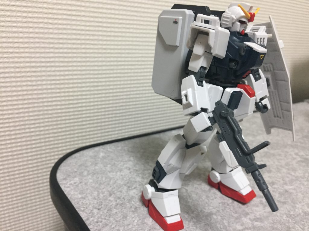 コンテナ装備。

これといった特殊装備はない。
ナビゲーションマップ、ラジオ機能等の装備も後付けされている。