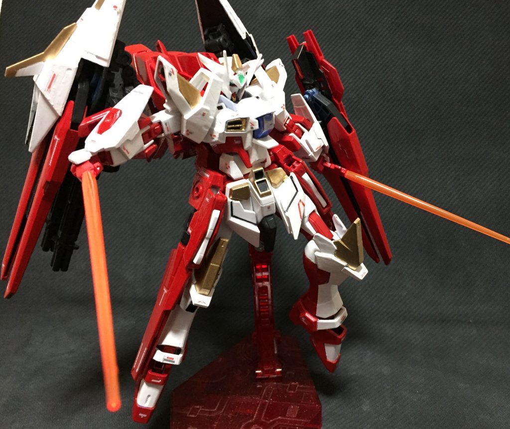 ビームサーベル構え。