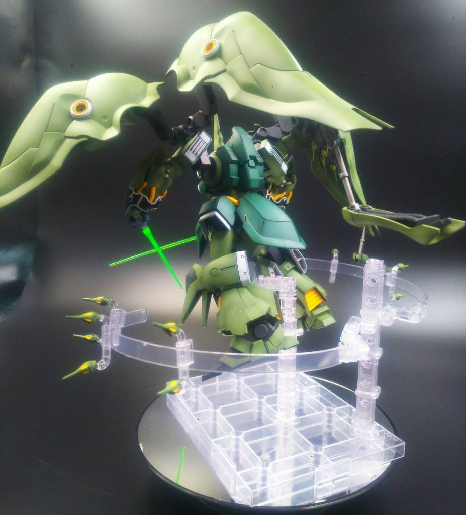 今回はコトブキヤさんのベースを使用しています。