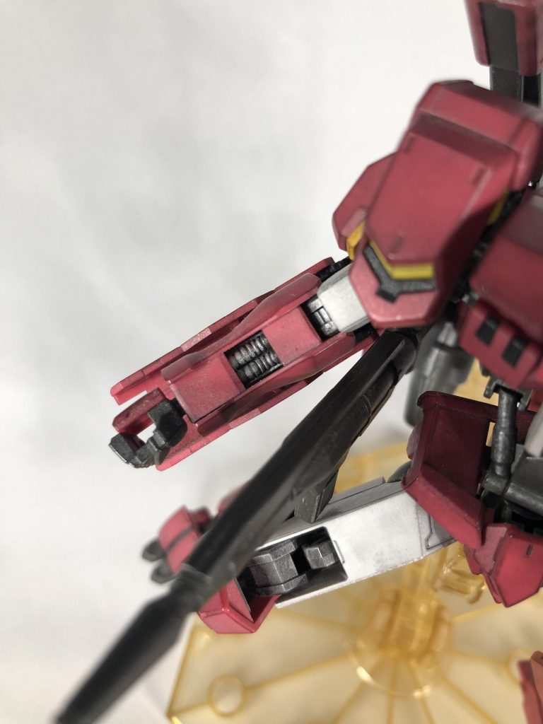 パイプ部分は濃いめにドライブラシしてます。