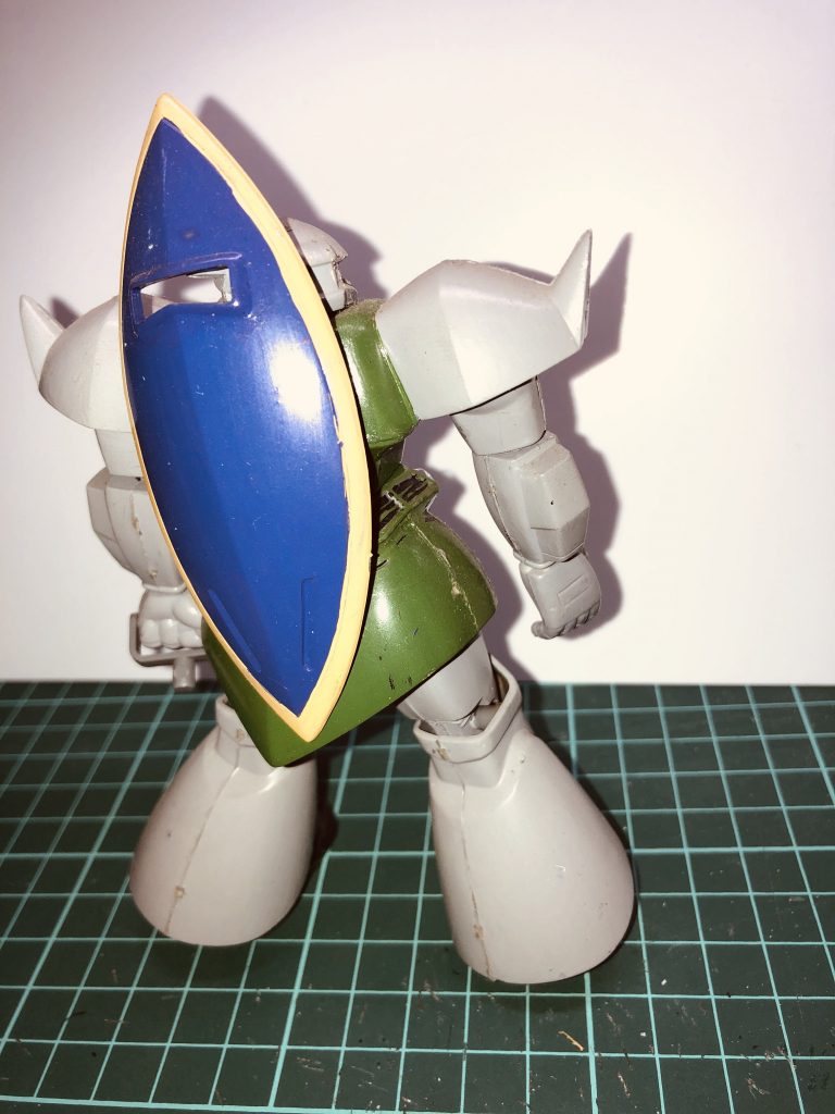 脚を開いて見てもw