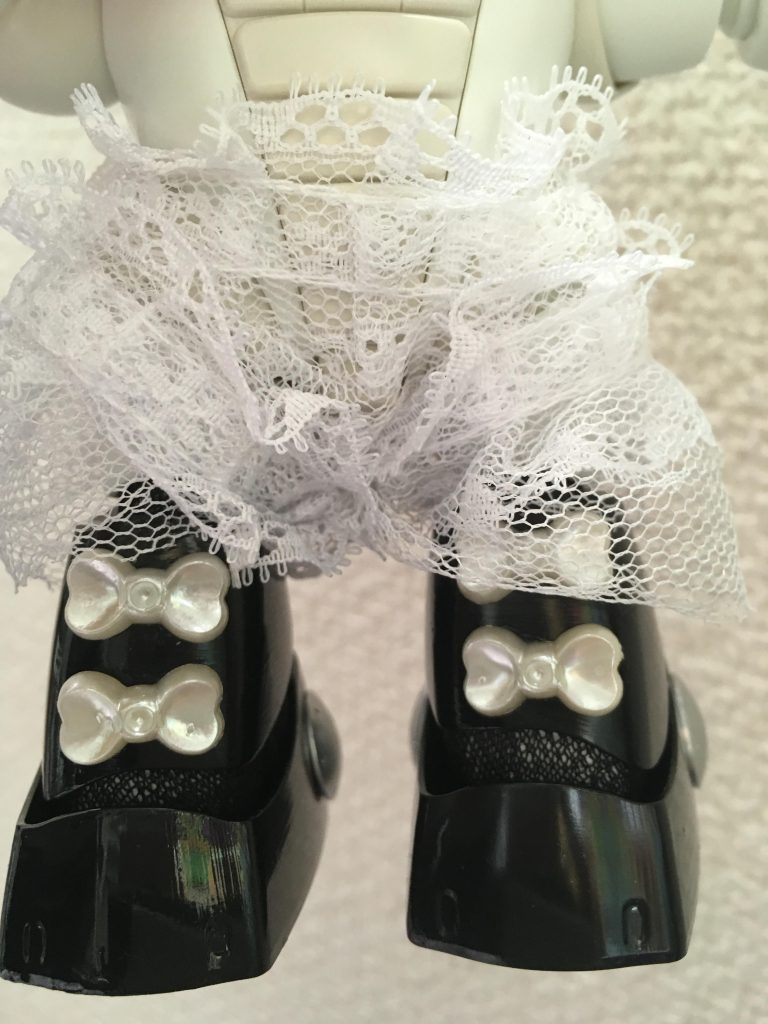 ドロワーズ履かせて、ロリ靴履かせました。