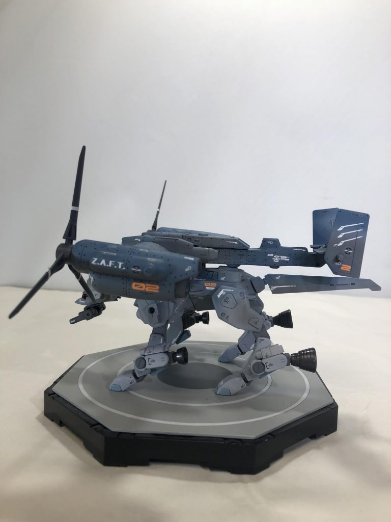 着陸時はイヌモードで。