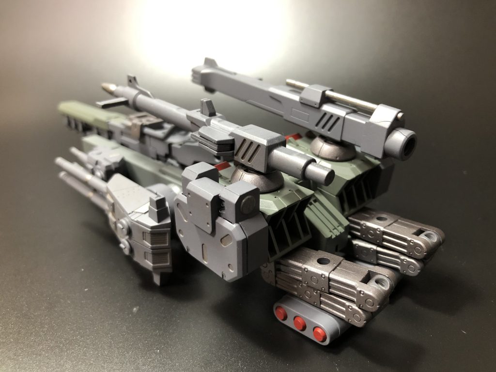 *フォートレスストライカー*
ランチャーストライカーの上位機体の様な機体
殆ど武器の塊と言って差し支えない程豊富な武装を搭載した
単独支援型ファイター可変バッグパック
ストライカーパックなのでストライクガンダムに装備させる事で
フォートレスストライクガンダム
にする事も可能にする予定
(ストライクガンダムを持っていない為いつか装備させる予定です)