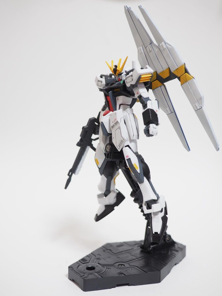 首や足など何箇所かνと比べて色が足りない部分がありますが、自分では凄く満足しています。