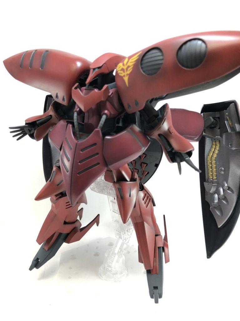 「フフ…シャア、お前の分のキュベレイも用意したぞ」