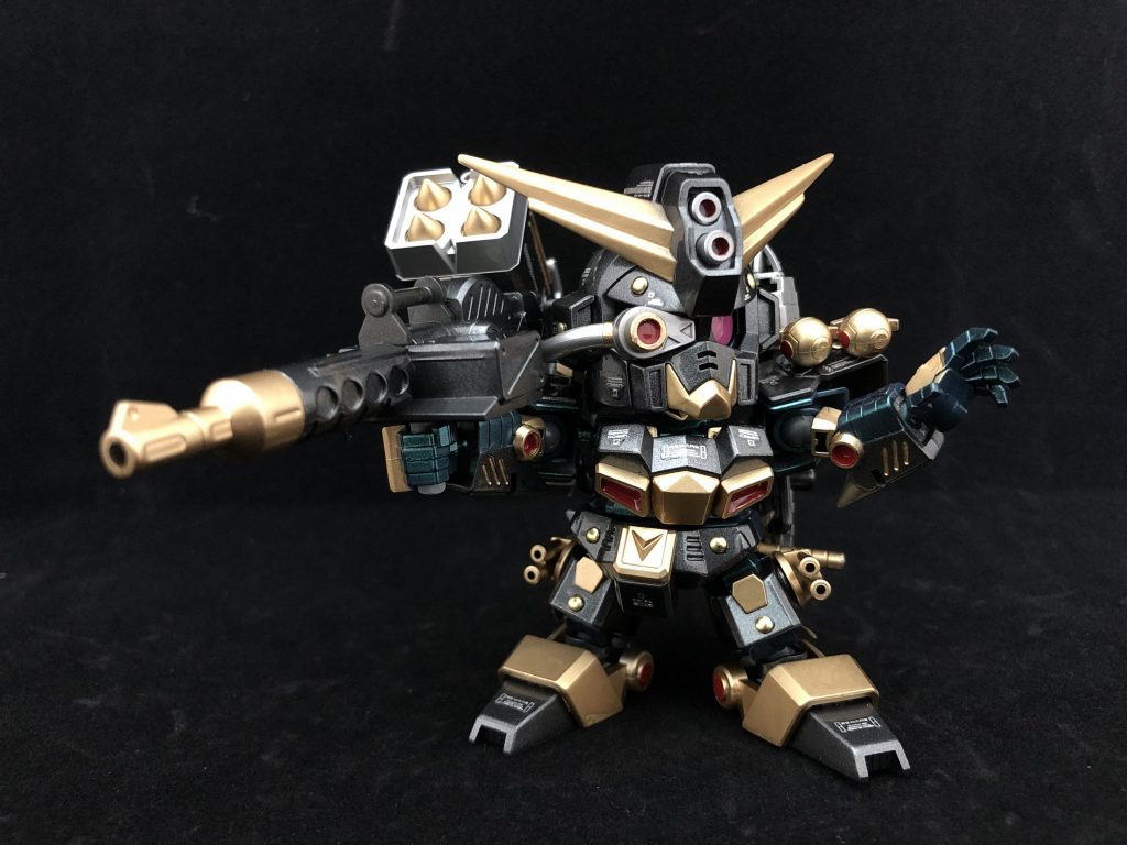 ニセコマンドガンダムGK–4枚目/制作者：@peatcore