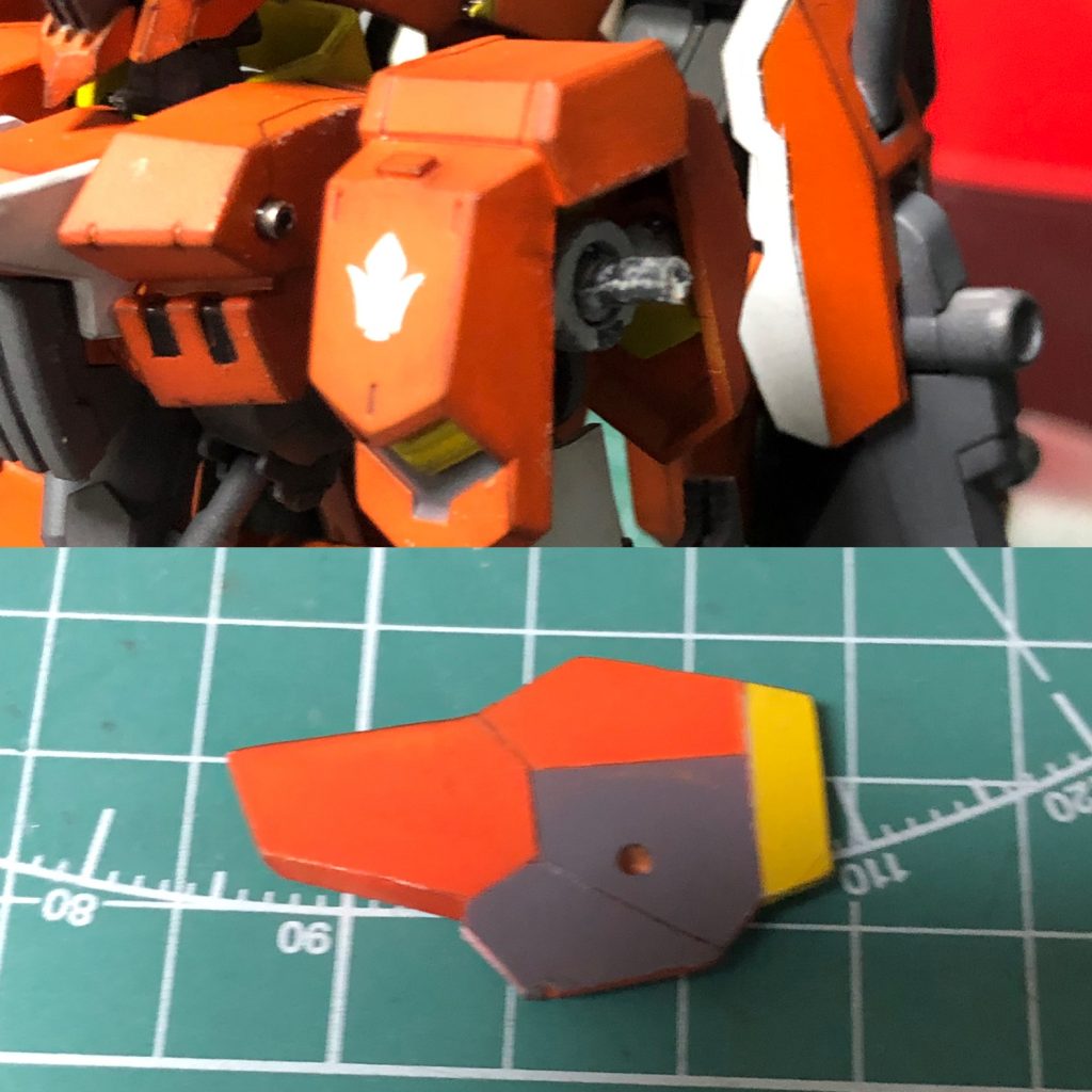 肩アーマーはパテで一部埋めてプラ板を上から貼ってます。
本体にはボールジョイントで接続。
見えないとこなので適当なままです。