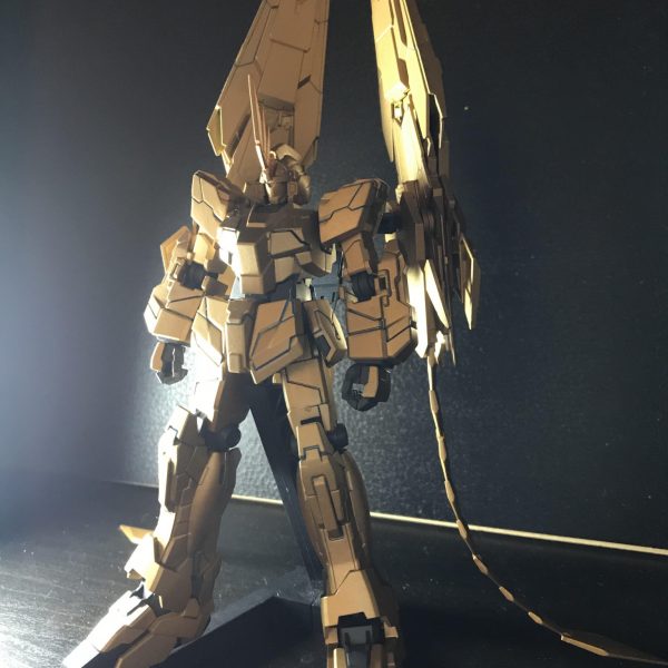 HGUCユニコーンガンダム3号機 フェネクス(ユニコーンモード)