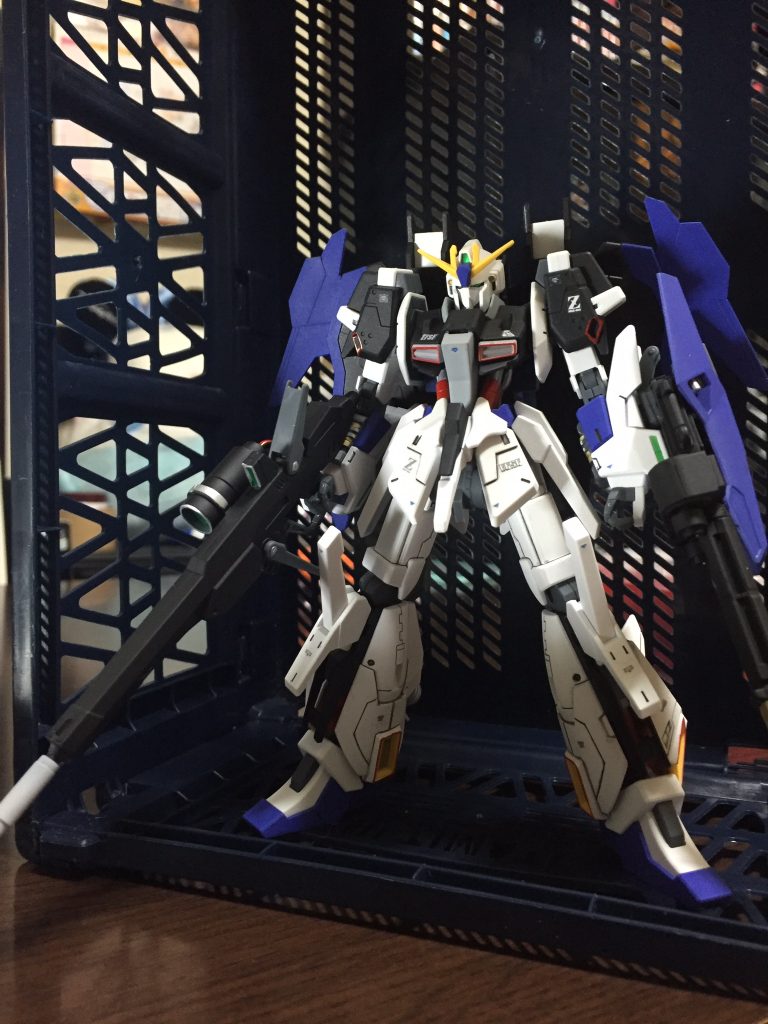 初代俺専用機
Zガンダム 参式
黒、白、青のパーソナルカラー、マサキカラー、ver.Maの第1号であります。