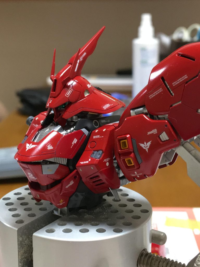 基本塗装でこれくらいツヤツヤにできればデカール貼りも楽です