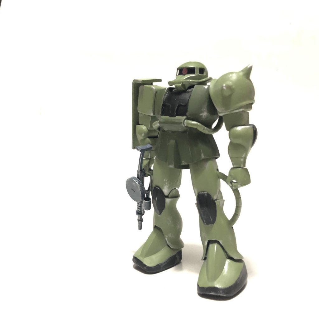 ななめ
 
ザクはやっぱこの角度。
 
量産型ってワードはザク専用だと思う。