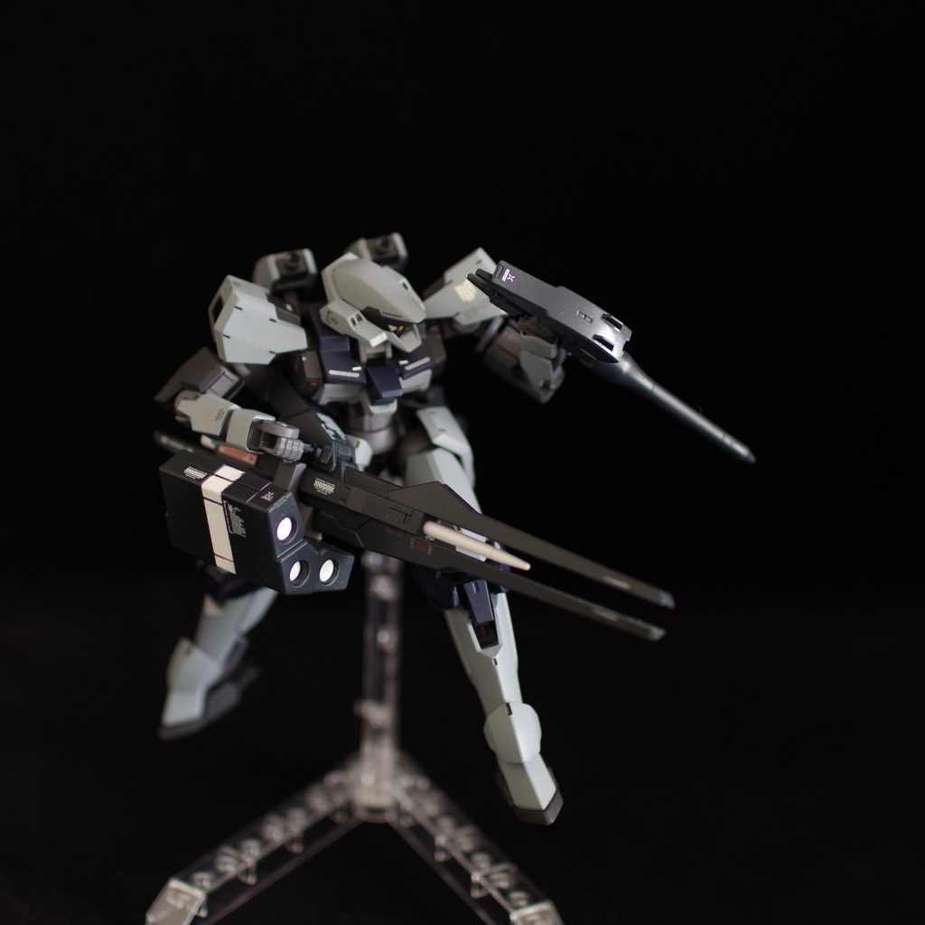 レギンレイズ–4枚目/制作者:Puffin