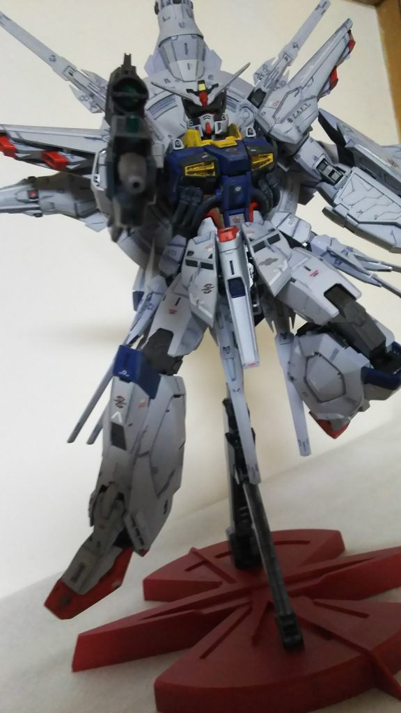 ライフルを構えた状態