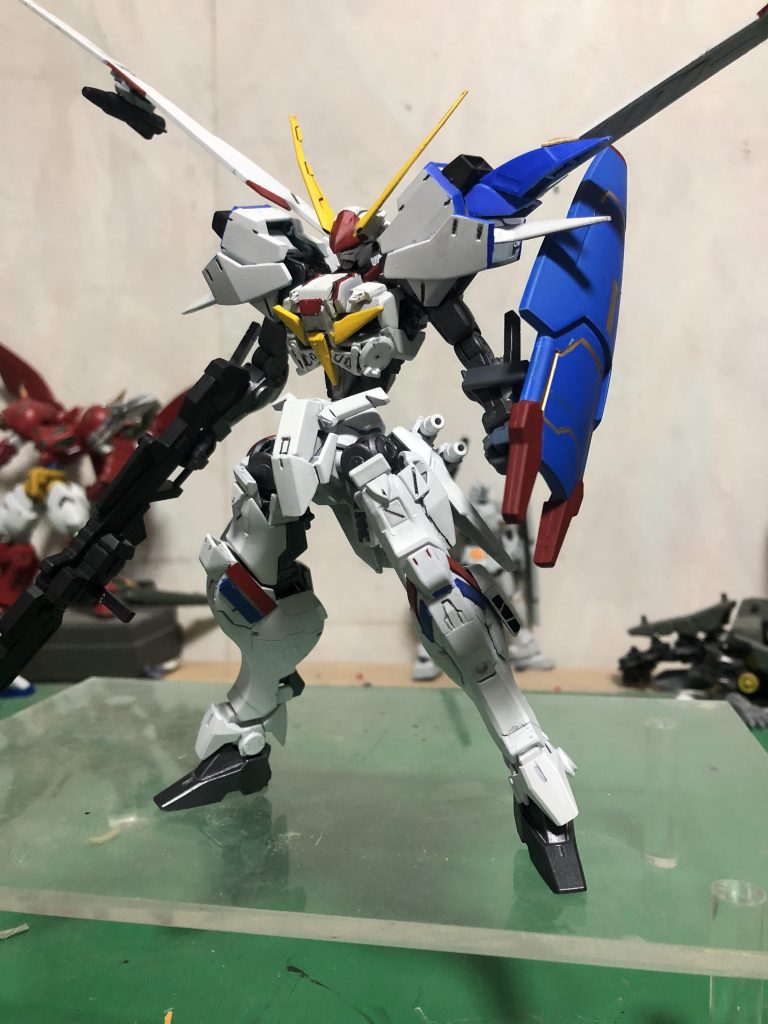 大張さん風のラインになる様に脚部は特に注意しました