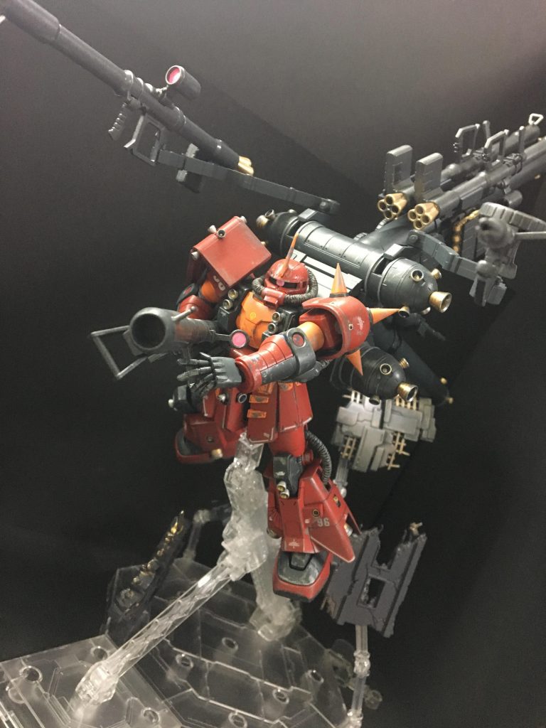 サブアーム展開、ザクバズーカ、ザクマシンガン、ジャイアントバズ装備。