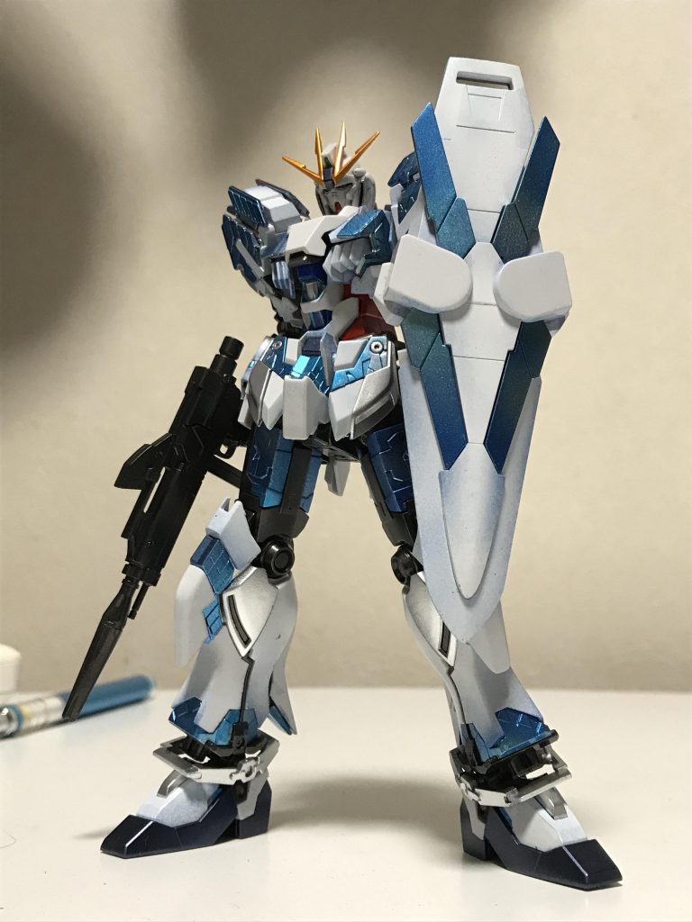 クリアを吹く前の状態です
ガンダムマーカーのままの発色はこの状態です