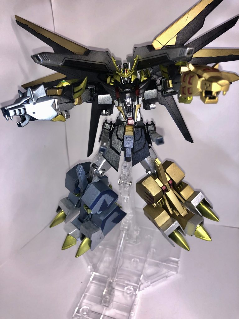 フリーダムといったらやっぱりフルバースト。獣の口からもビームが撃てる設定。