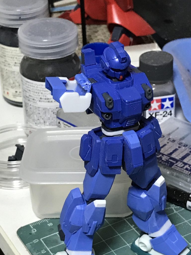 膝ブロック、腹部を延長。肩パーツスクラッチ