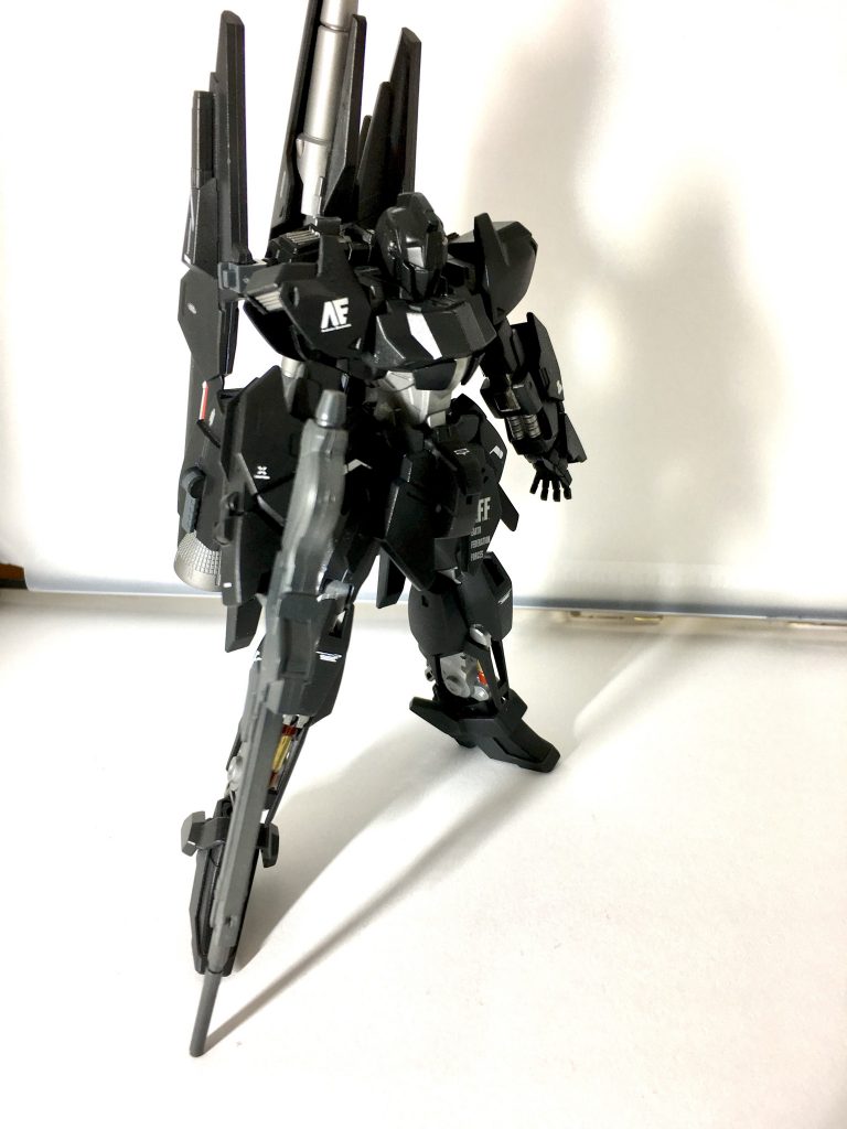 妄想設定では、ガンプラ心形流を破門されたサカイ・ミナトが本来スドウ・シュンスケに渡すはずの百万式を自ら使用し大会に出場〜みたいなwww