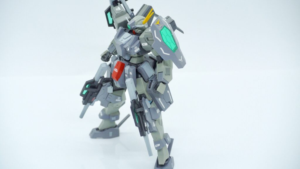 ご覧いただきありがとうございました。

塗装での粗をできるだけ減らす、そして、塗り分けによってカッコよく見せる、を大きな目標として設定し製作させていただきましたが、いかがだったでしょうか。
個人的にはまだまだ課題を残していると感じていますが、塗膜が厚すぎるという前回でのミスはある程度直すことができたのではないかとも思います。
今後さらに練習を繰り返し、その都度完成品もアップしていきたいと思うのでよろしくお願いします。