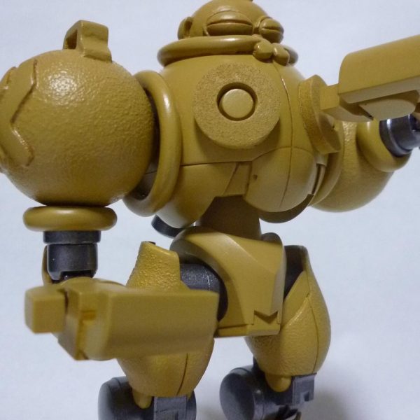 拠点防衛型無人MS「アラハバキ」