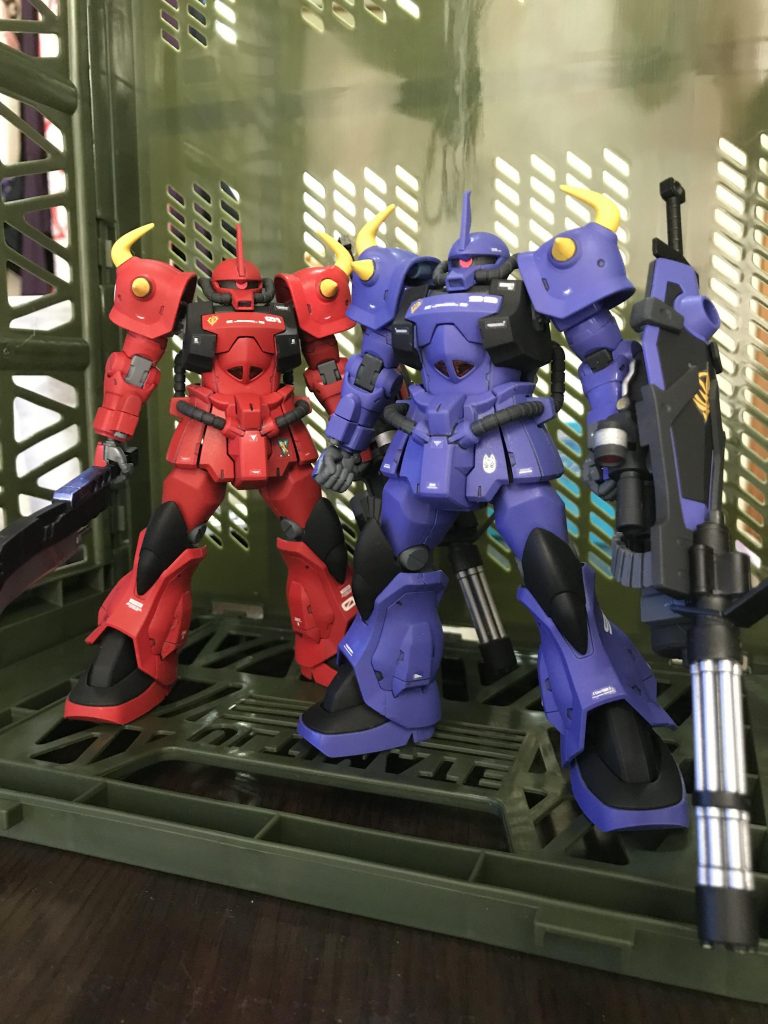 グフカスタム
ジョニーライデン機と記念撮影✨